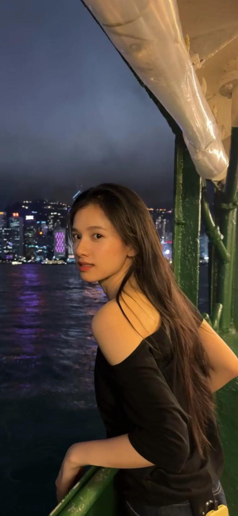 张婧仪