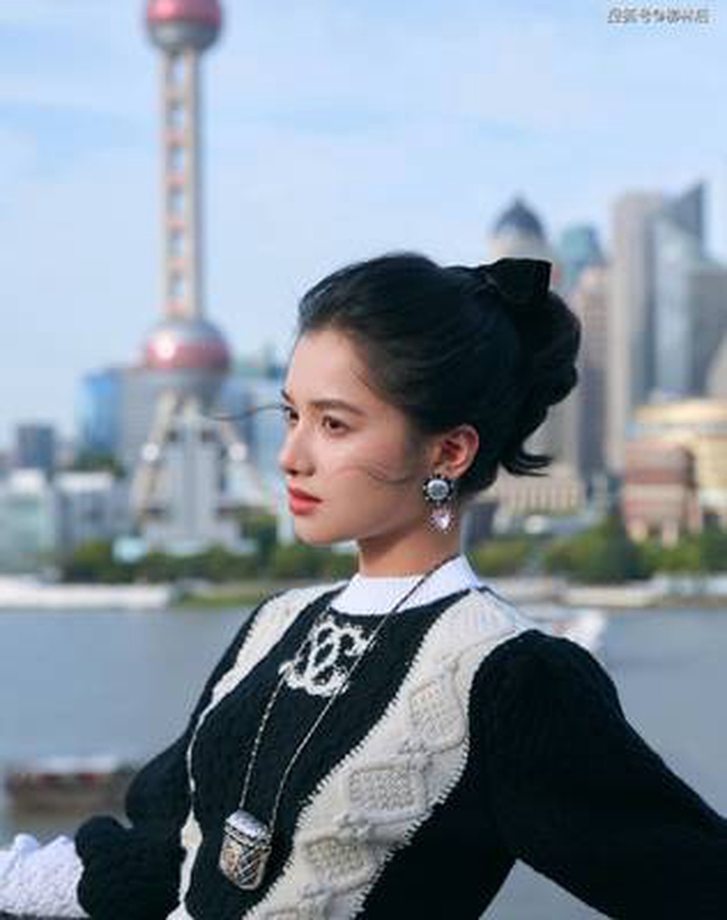 张婧仪